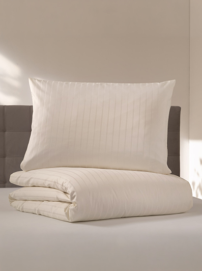 Satin bed linen pillow cover Lyon | champagne 