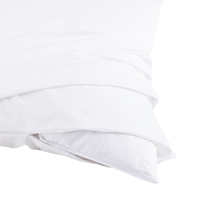 Anti-allergenic hygienic pillow cover Care Plus | white 